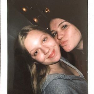 Meet your Posher, Mia